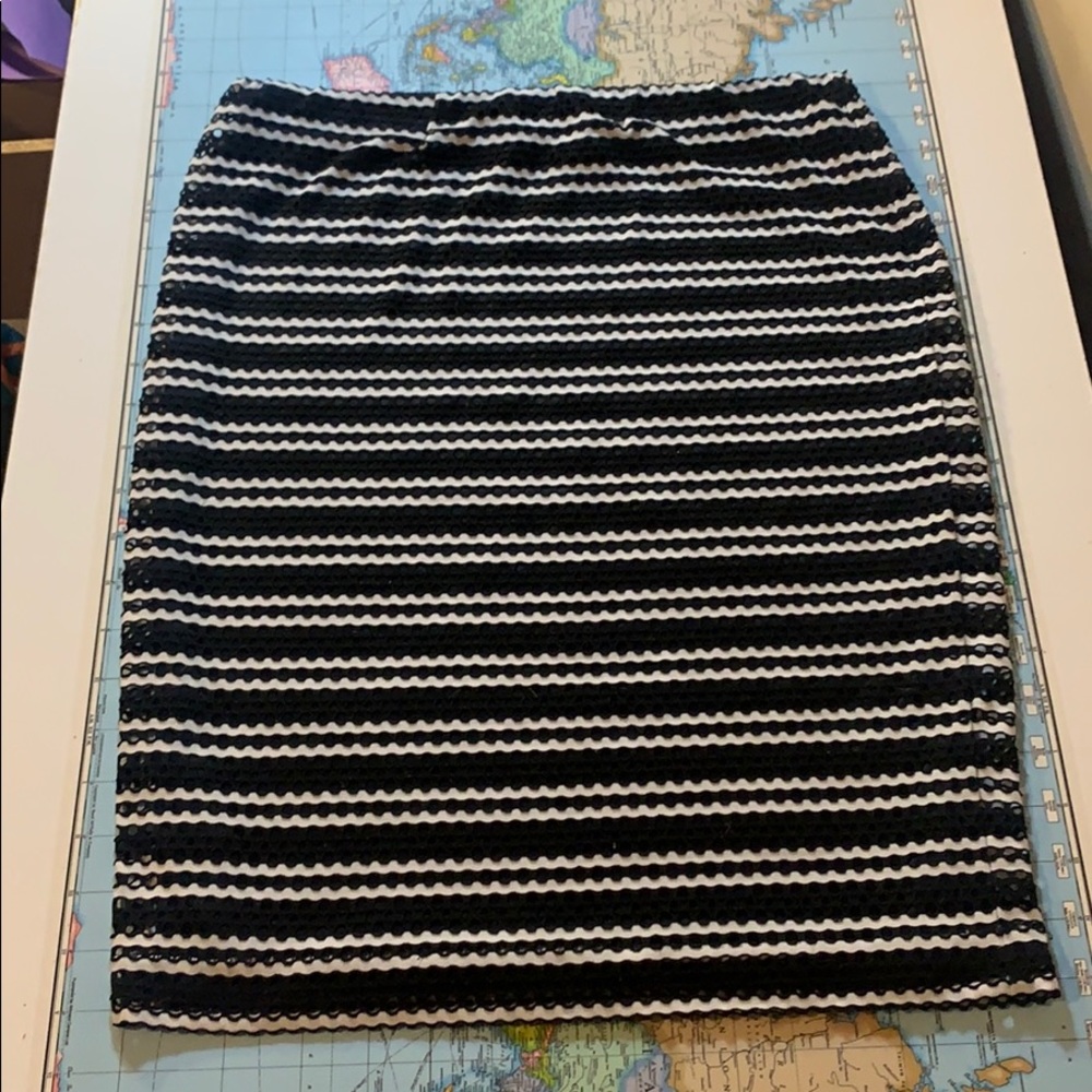 B&W Scalloped Skirt